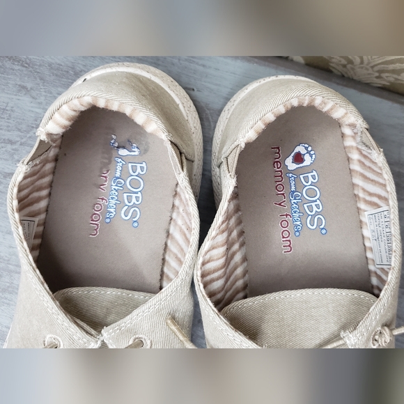 BOBS from Skechers Tan canvas loafers women's size 9 (sa211) - Picture 5 of 12